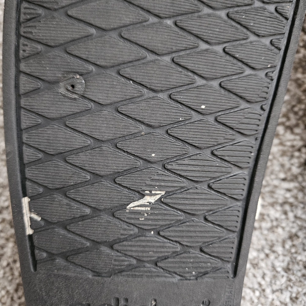 Adidas Black and Tan Slide Size 11 Slides/Sandals - Picture 9 of 11
